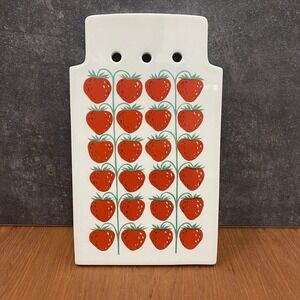 Vintage Arabia Finland Pomona Strawberry Trivet Cheese Board Raija Uosikkinen